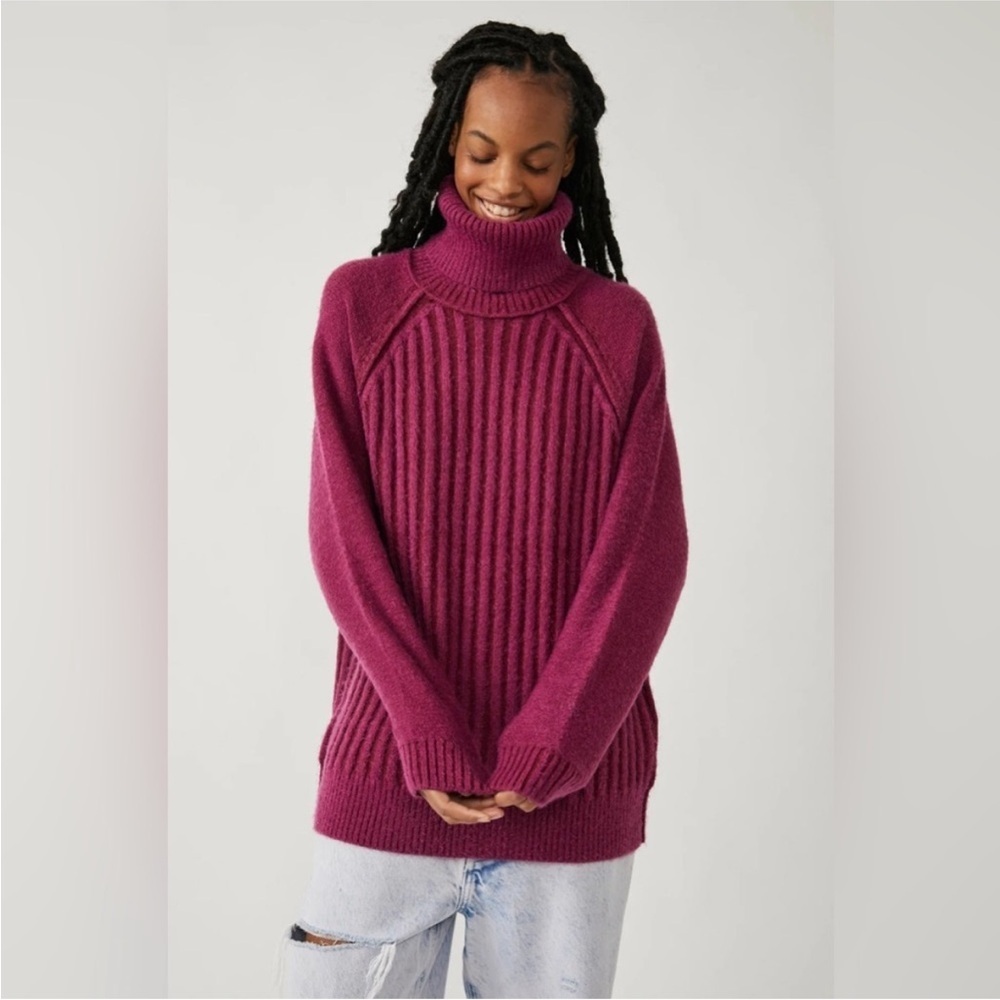 Free People Big City Oversized Chunky Knit Turtleneck Ribbed Sweater Mulberry M